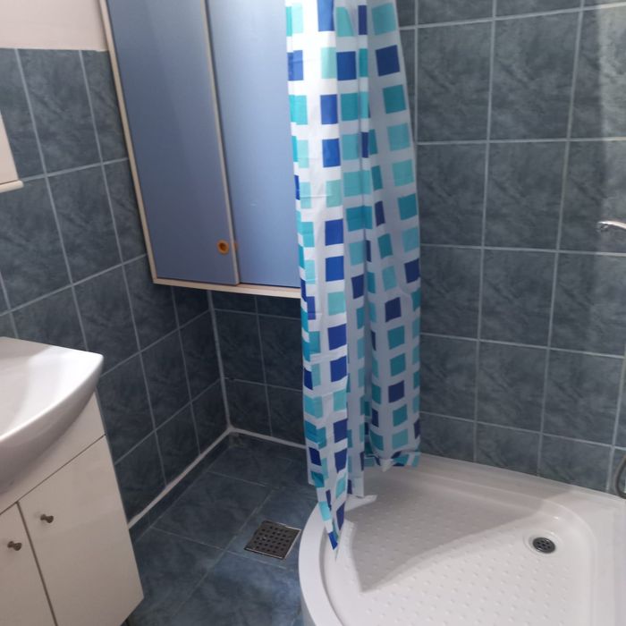 Garsoniera, direct proprietar