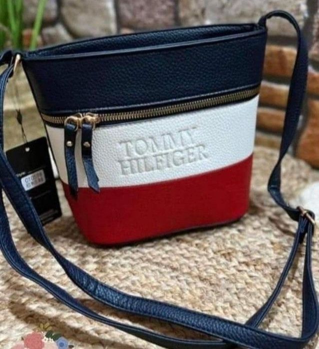 Set Tommy Hilfiger mini, new model import Italia, saculet, eti