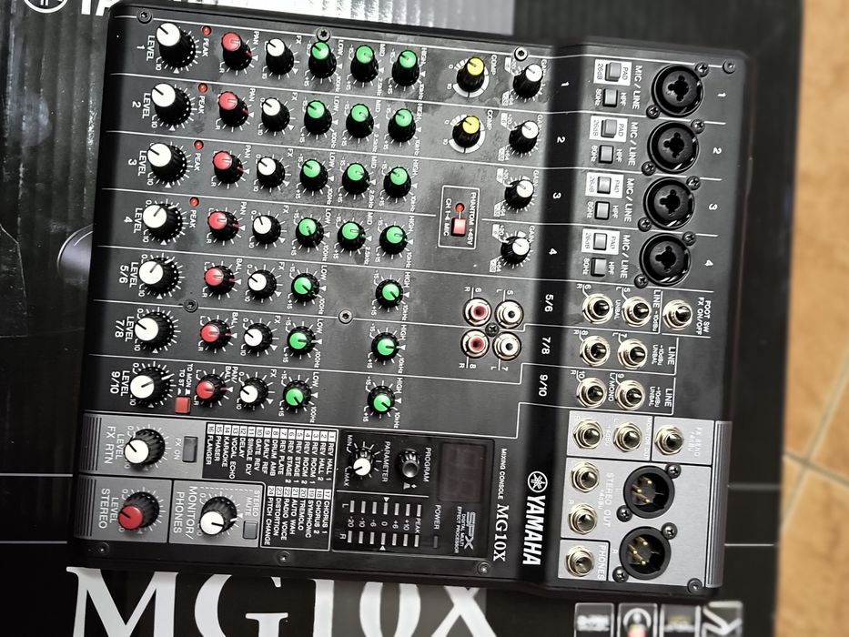 Mixer Yamaha mg10x