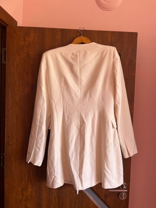 Продавам елегантно сако от Zara