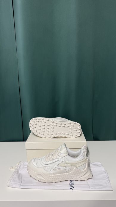Off-White ODSY 1000