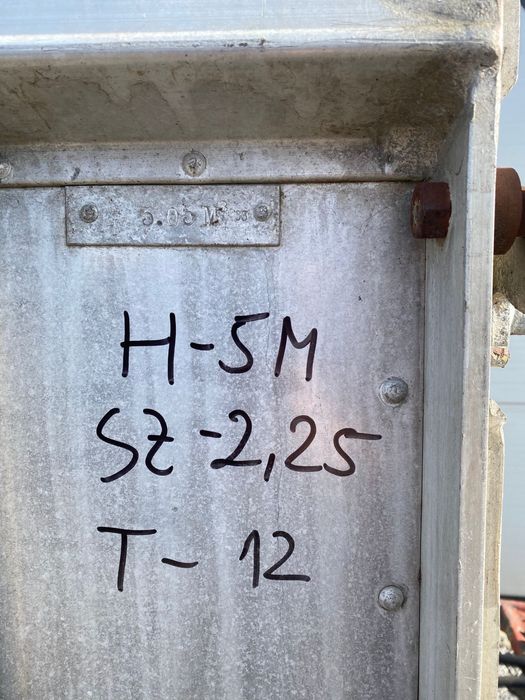 Remorca basculabila pe 3 parti 12 tone