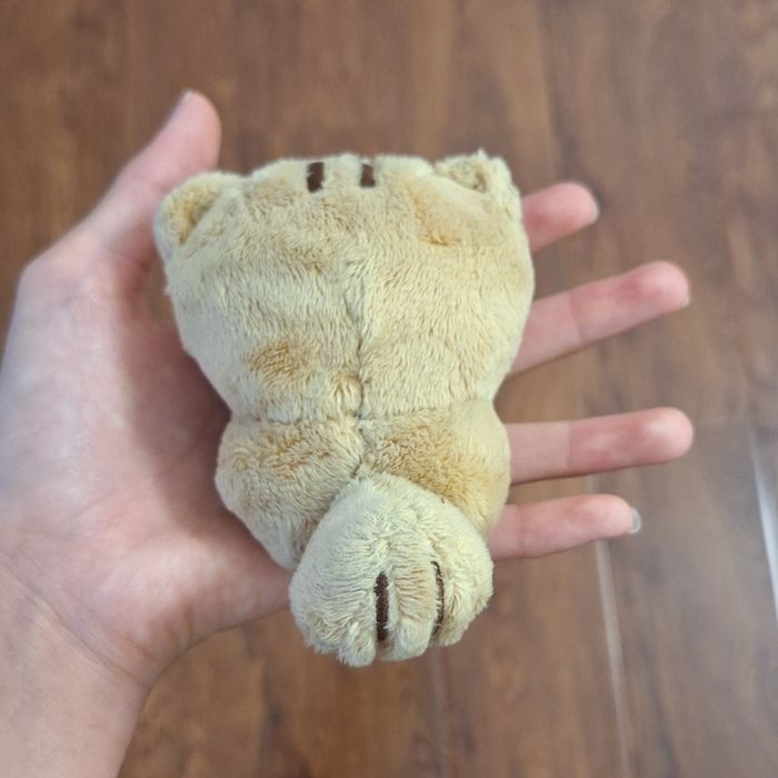 игрушка кпоп маленького размера