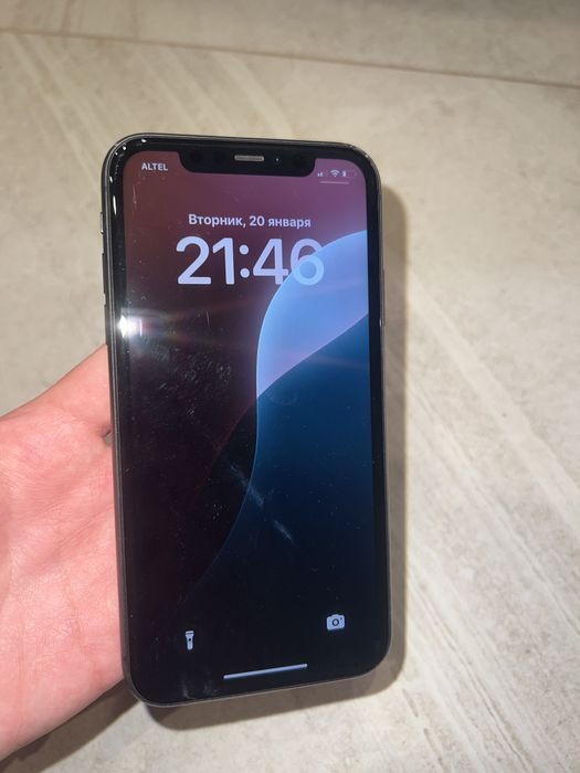 iPhone 11, 128 ГБ, полностью рабочий