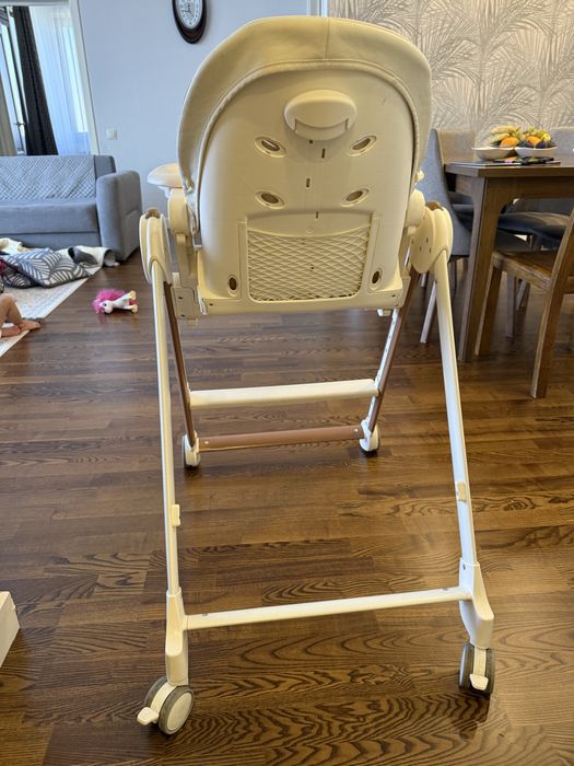 Стульчик для кормления Happy Baby