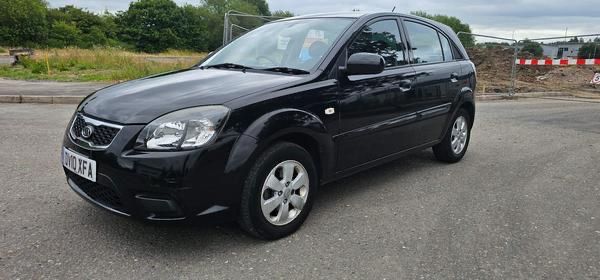 Kia Rio 1,5 crdi Мотор Дюзи Турбо Скоростна кутия Стартер Динамо Глава