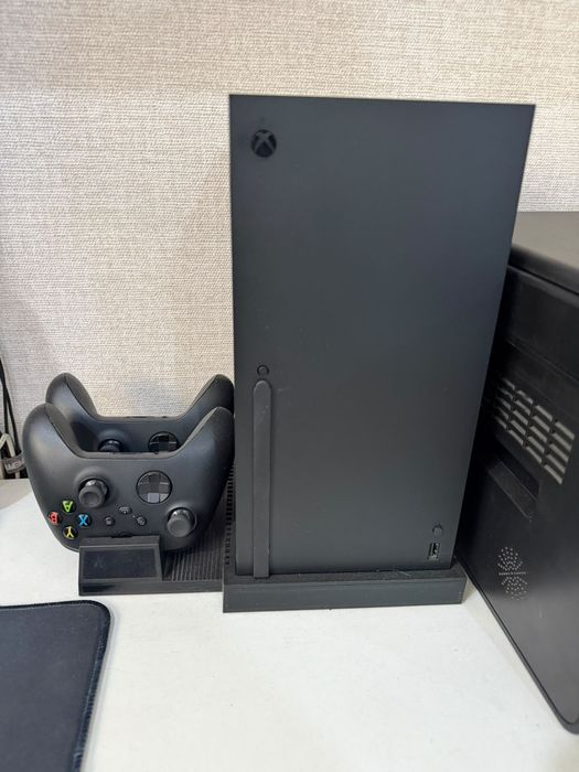 Консоль Xbox Series X 1tb (Япония)