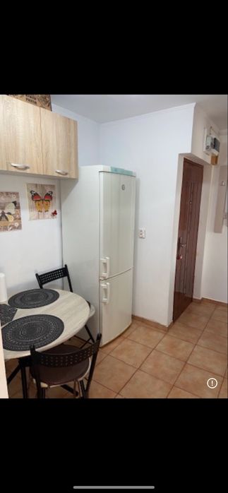 Apartament 2 camere semidecomandat