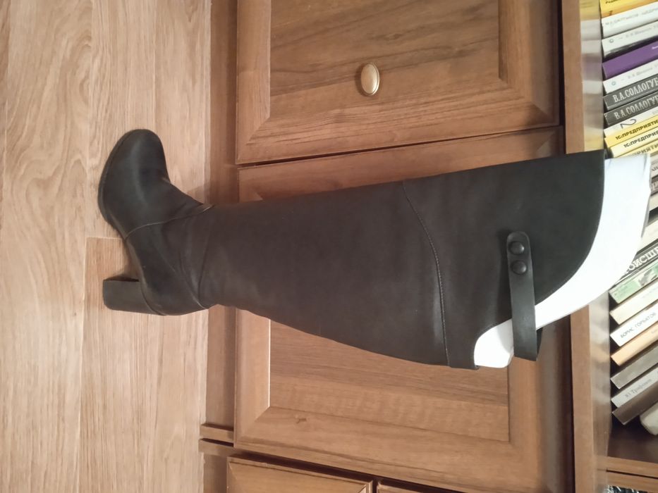 Обувь женская сапоги