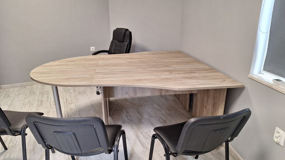 Разтегателно бюро с опция за 2 самостоятели бюра