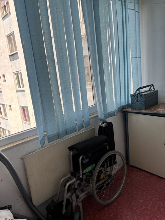 Apartament 3 camere decomandat | Zona Covasna - Obregia / Brancoveanu | Gata de mutare + Boxa