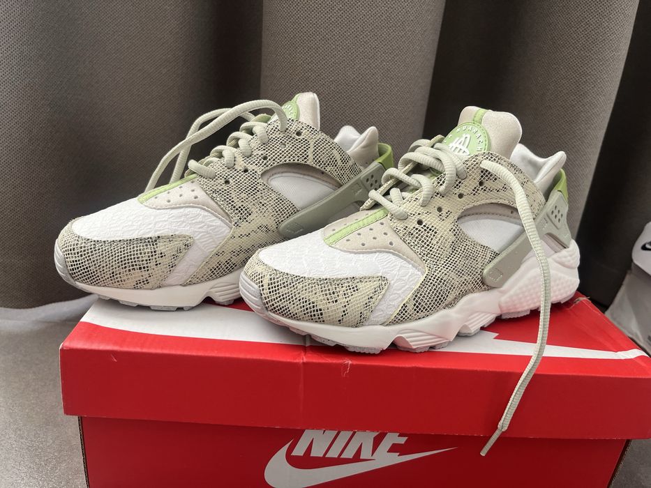 Маратонки NIKE AIR HUARACHE - 38