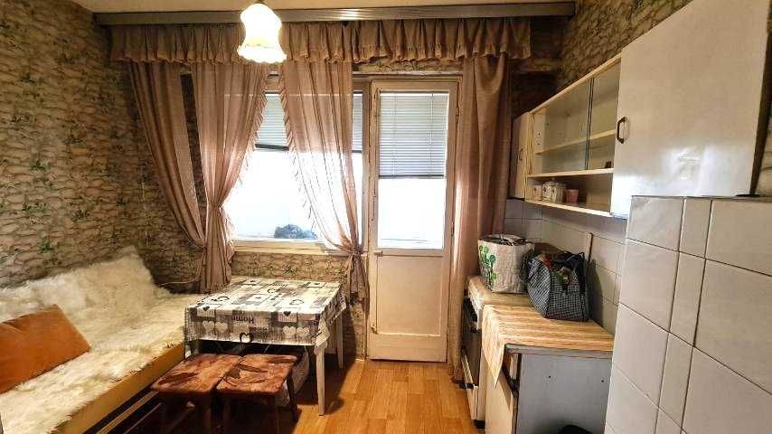 Продава се Двустаен апартамент в Русе, Здравец - 60 кв.м за 1125 €/кв.м - Снимка #4