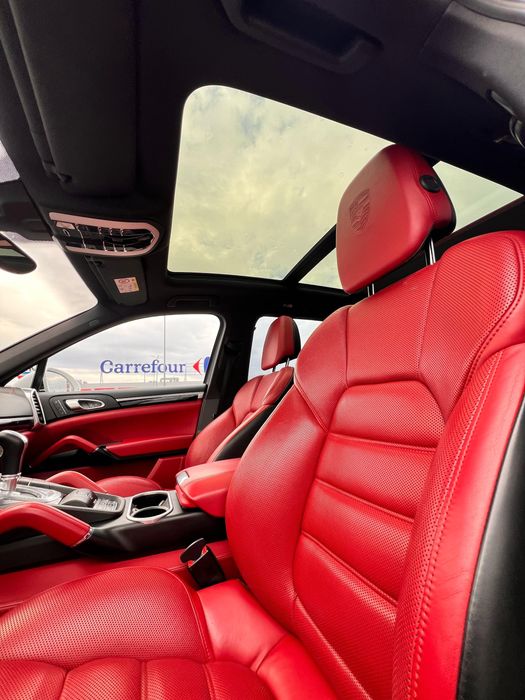 Porsche cayenne S-hybrid . Accept variante x6 , A7 , S500 . Doar 2020+