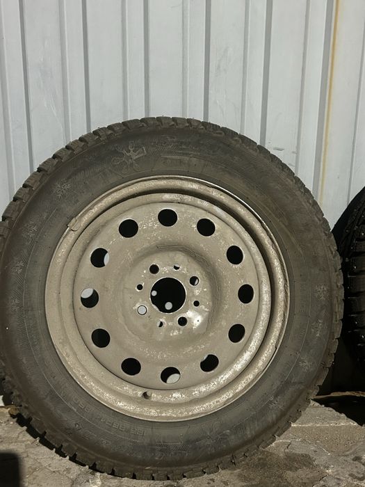 Продам Зимные Шины 186/65 R14