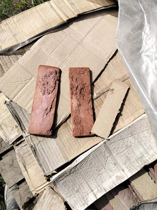 Облицовочная плитка под старину, есть в наличии 11кв.м.