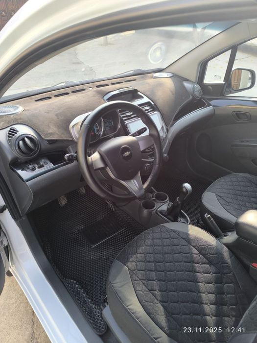 Spark sotiladi srochno 2021