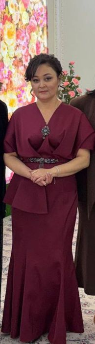 Вечернее платье продается