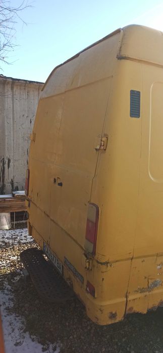 Mercedes-Benz 207D T1