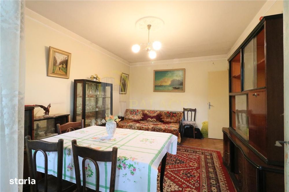 Apartament de 3 camere decomandat, etaj 2, Podu Ros, Liceul Racovita — fotografia 1