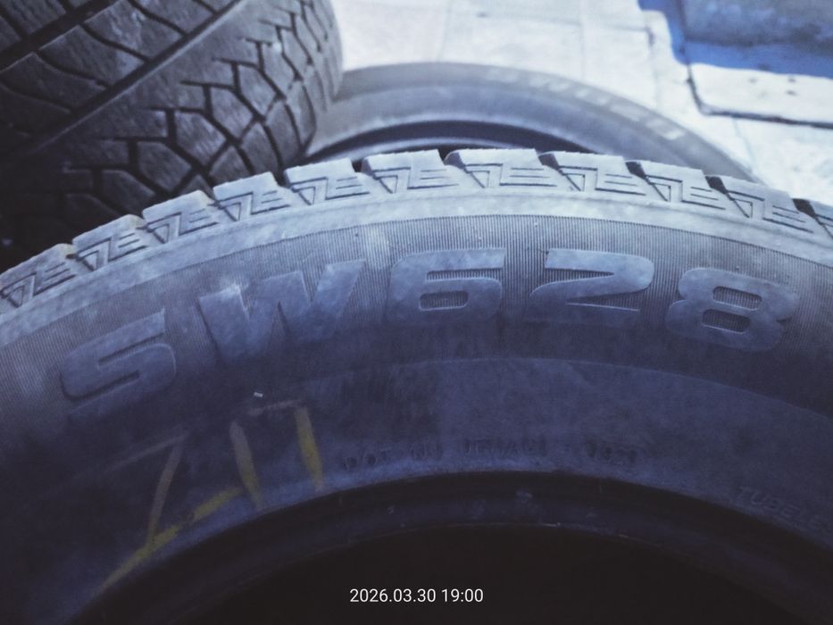 Зимние шины продается 4 штук