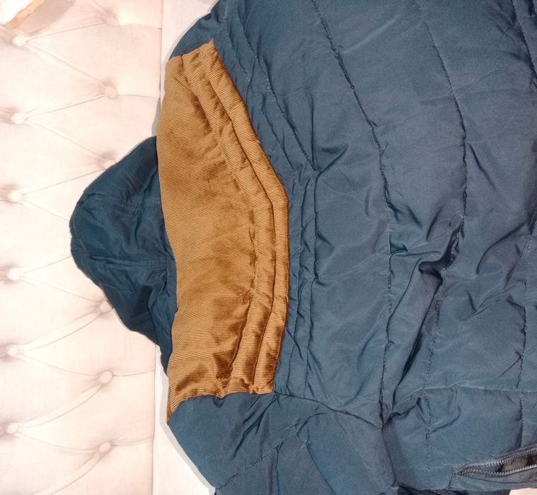 Продам зимнюю куртку