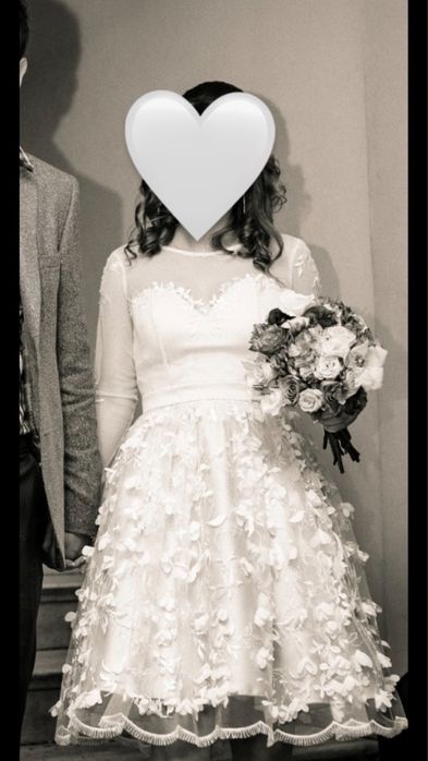 Rochie scurtă roz prăfuit cu aplicații florale 3D și mâneci tulle – Mărimea S