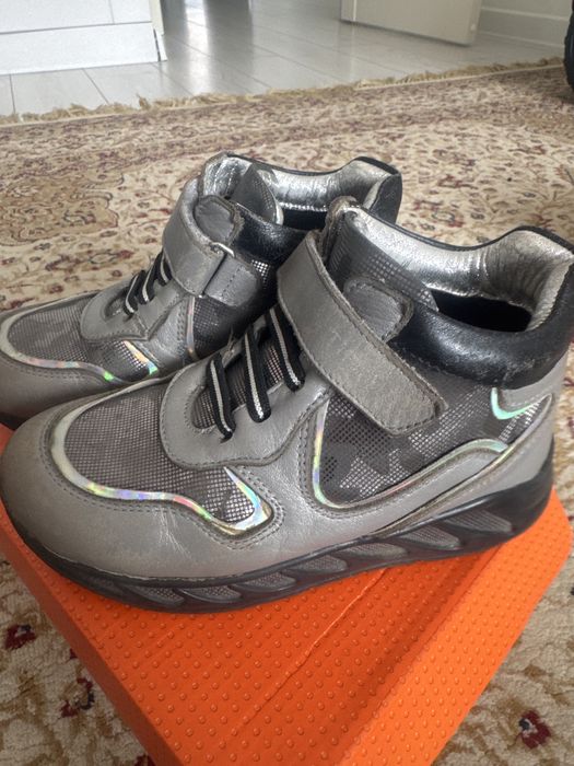 демисезонные ботинки для девочки 29р