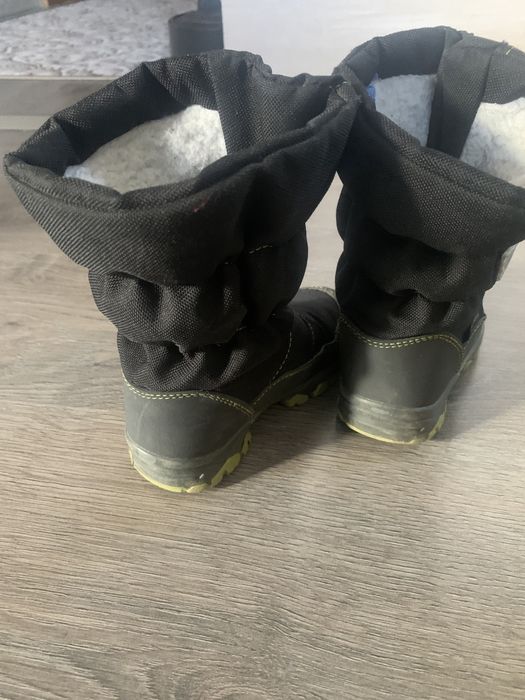 Детски ботушки за момче