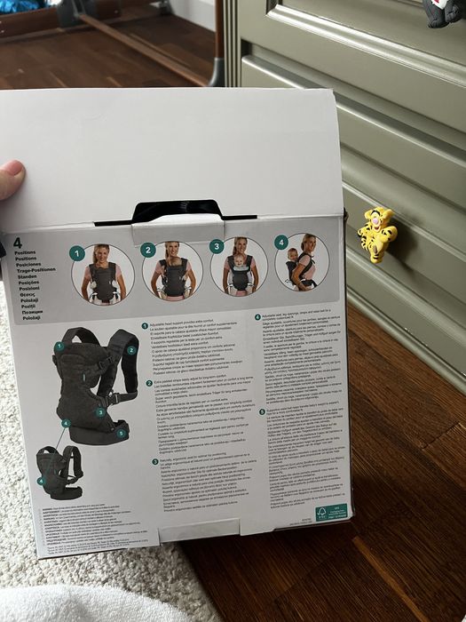 Marsupiu portbebeul unic Flip Advanced 4 în 1