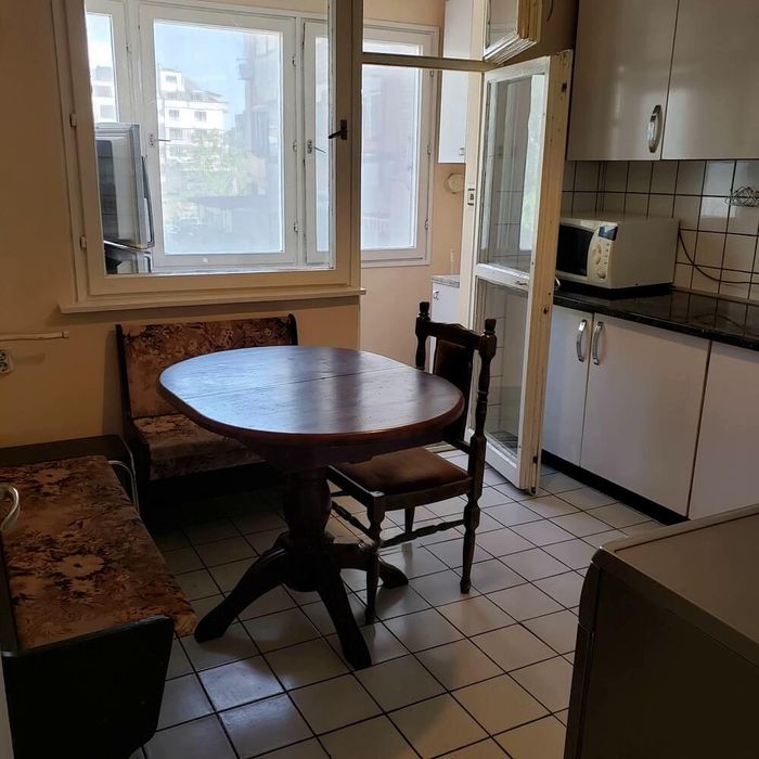 Дава се под наем Тристаен апартамент в София, Младост 4 - 98 кв.м за 700 € - Снимка #3