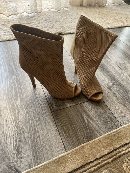 Босоножки  Zara размер 39