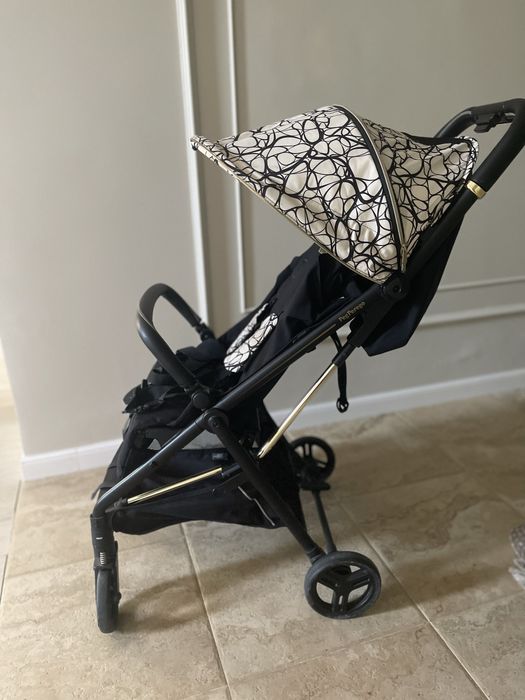 Продам коляску Pegperego