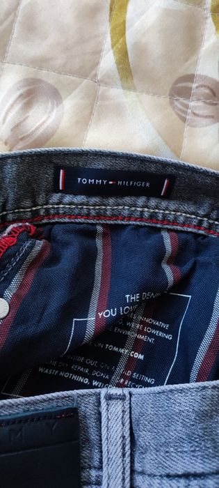 Мъжки нови дънки