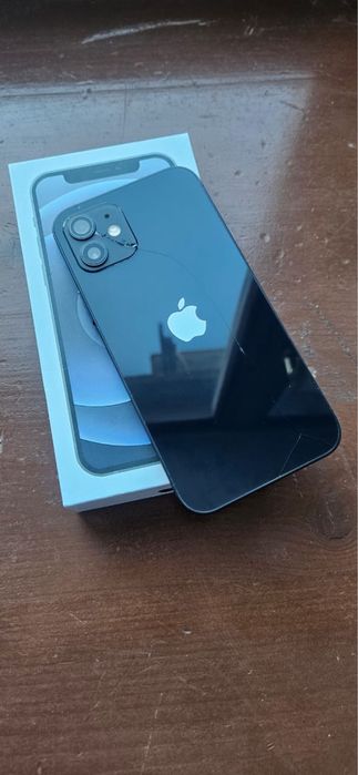Обменяю Iphone 12 128GB