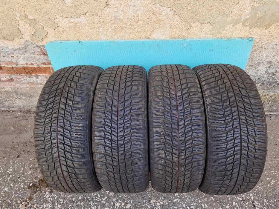4 Bridgestone R17 215/55 Зимни гуми  DOT2718