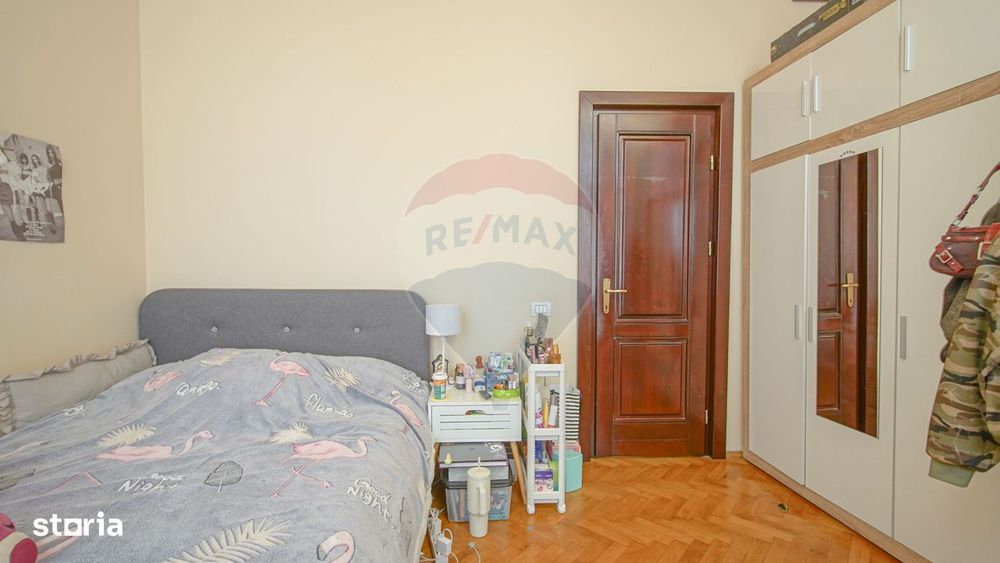 3 camere în Centrul Istoric: 90 mp, curte privată și vedere spre Tampa