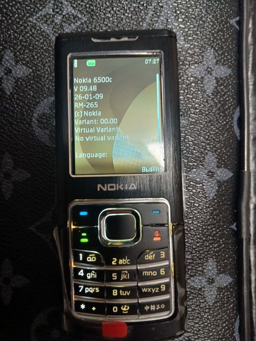 Assalom alekum Telefon sotiladi Original Nokia 6500 Klassik 1Gb Black