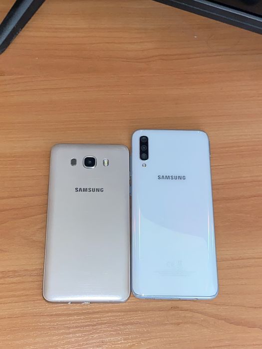 Лот от работещи телефони Samsung и Xiaomi