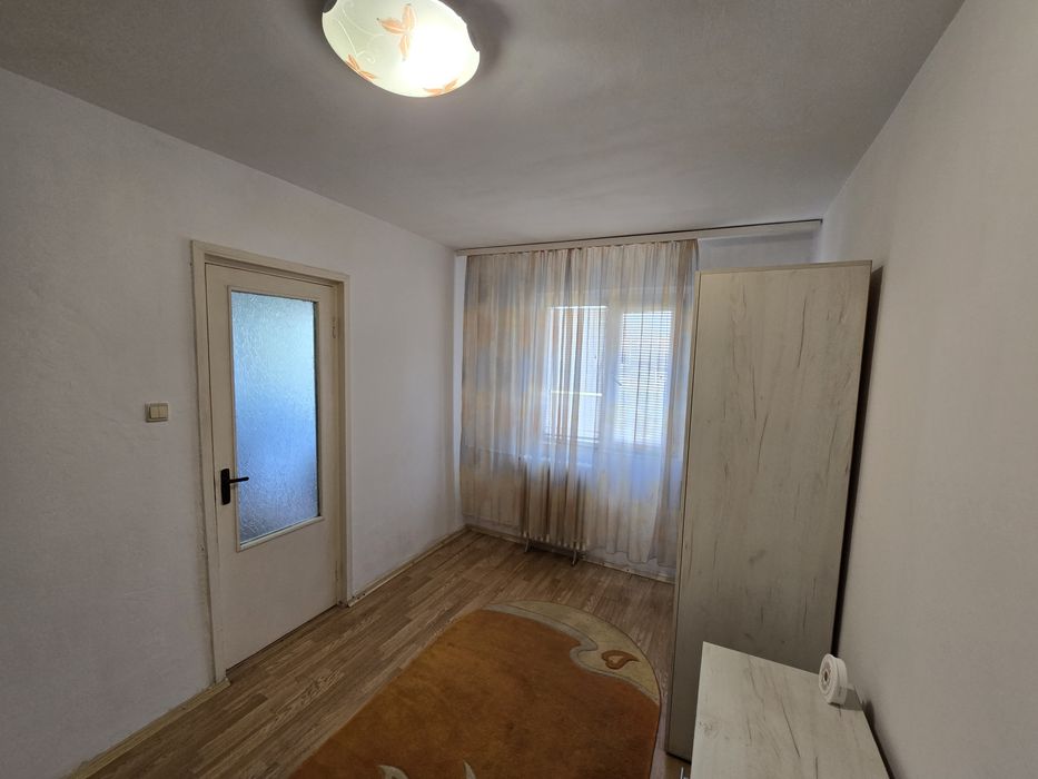 Închiriez apartament cu 2 camere-zona Groapa