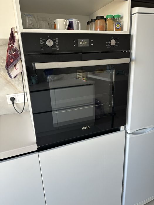 Духовка ARG. В отличном состояние,