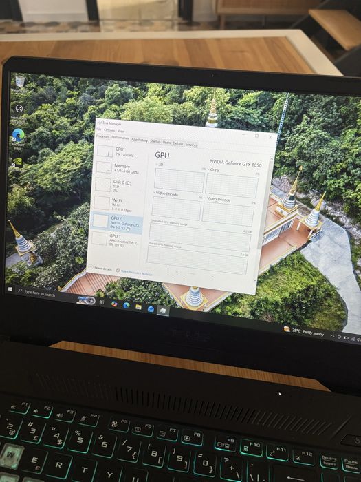Laptop Gaming• Asus Tuf Fx505• 120Hz• tastatura RGB• Ryzen 5-3550H• GTX 1650• 16gb ram