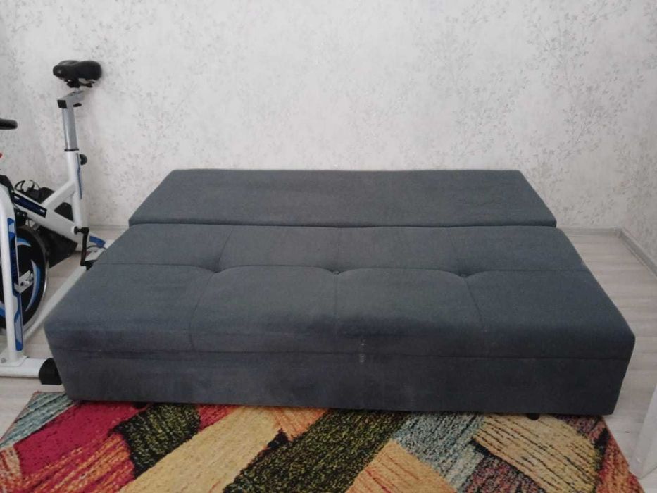Продам диван раскладной в хорошем состоянии