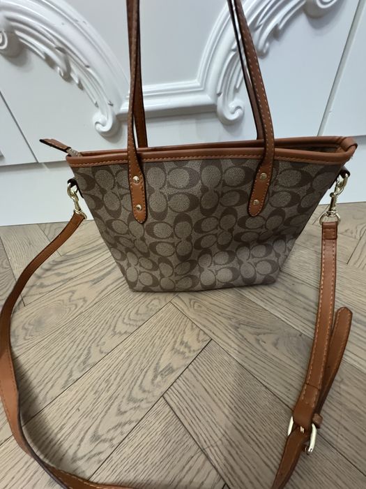 Продам сумку coach