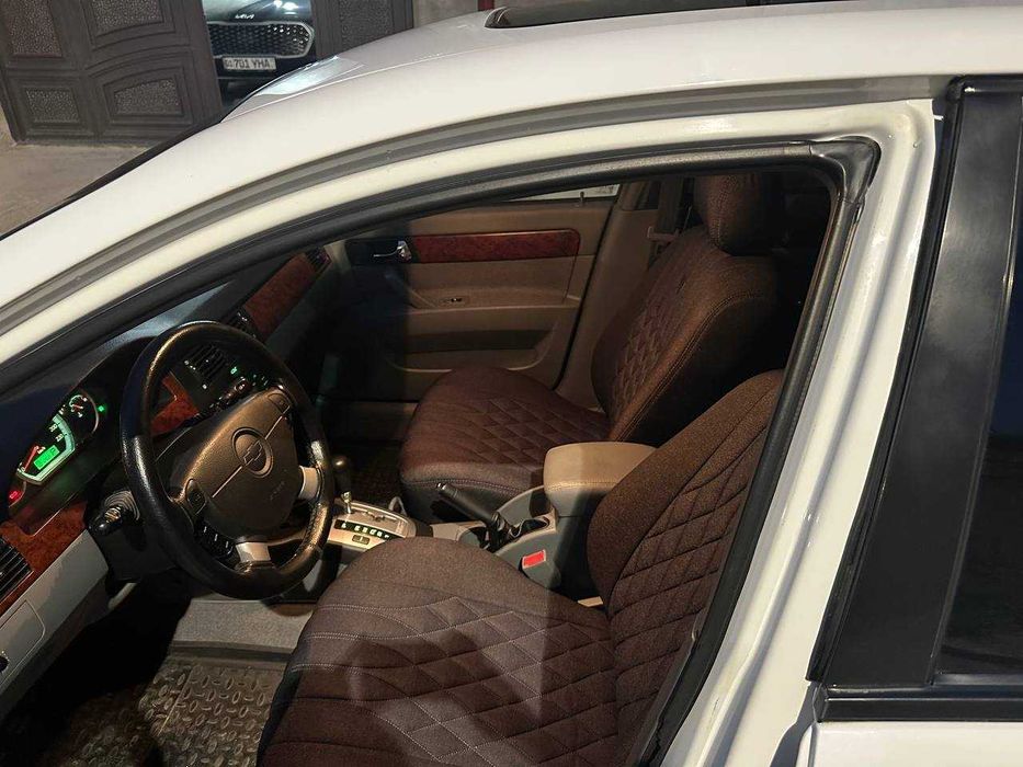 Продаю Lacetti 3 позиция, 2013
