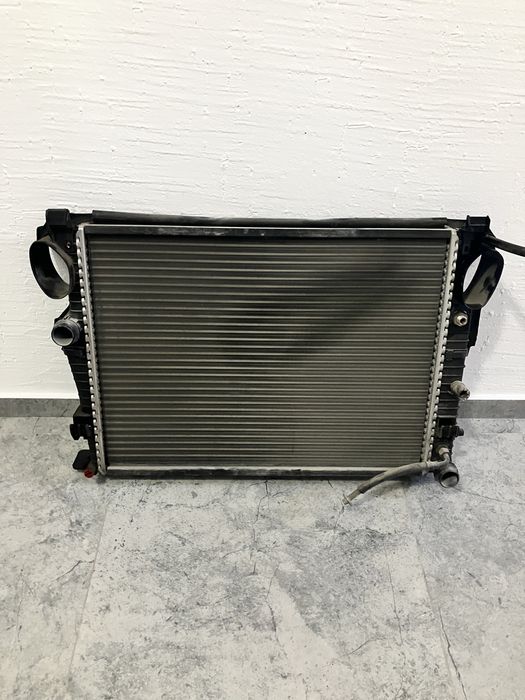 Радиатор охлаждения мерседес w220