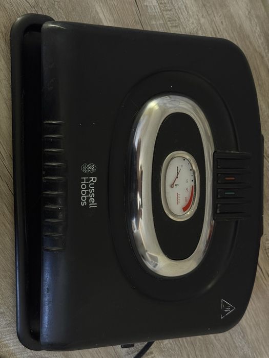 Электрический гриль Russell Hobbs