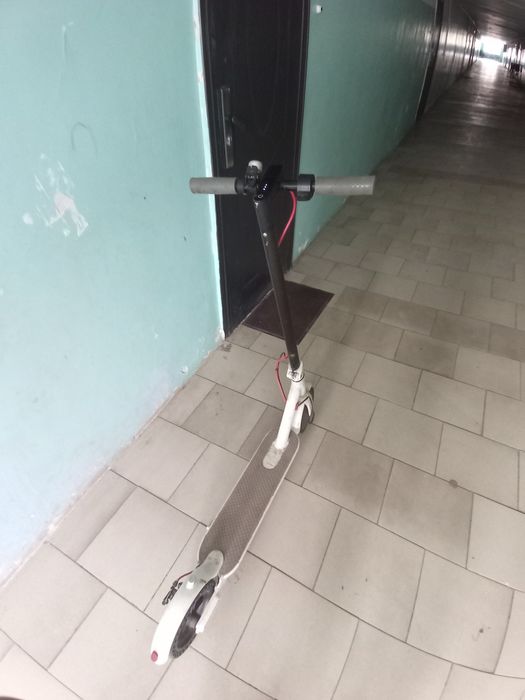 Электросамокат m365
