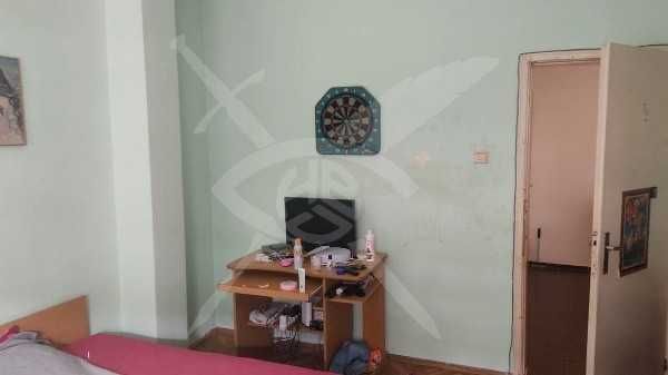 Тристаен апартамент в кв. Изгрев, гр. Бургас