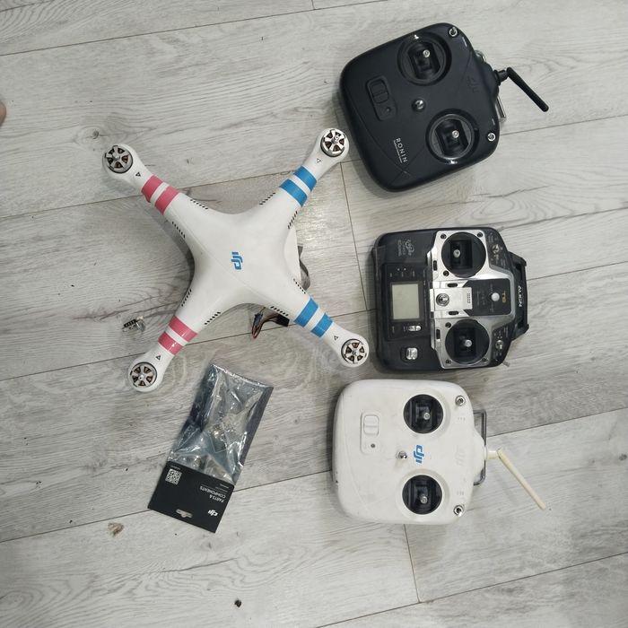 Продам дрон fantom 3 в рабочем состоянии в подарок отдам запчасти